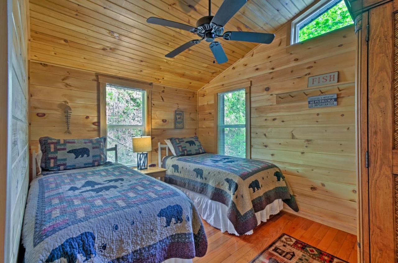 Bryson City Cabin With Fire Pit On Coopers Creek! Esterno foto