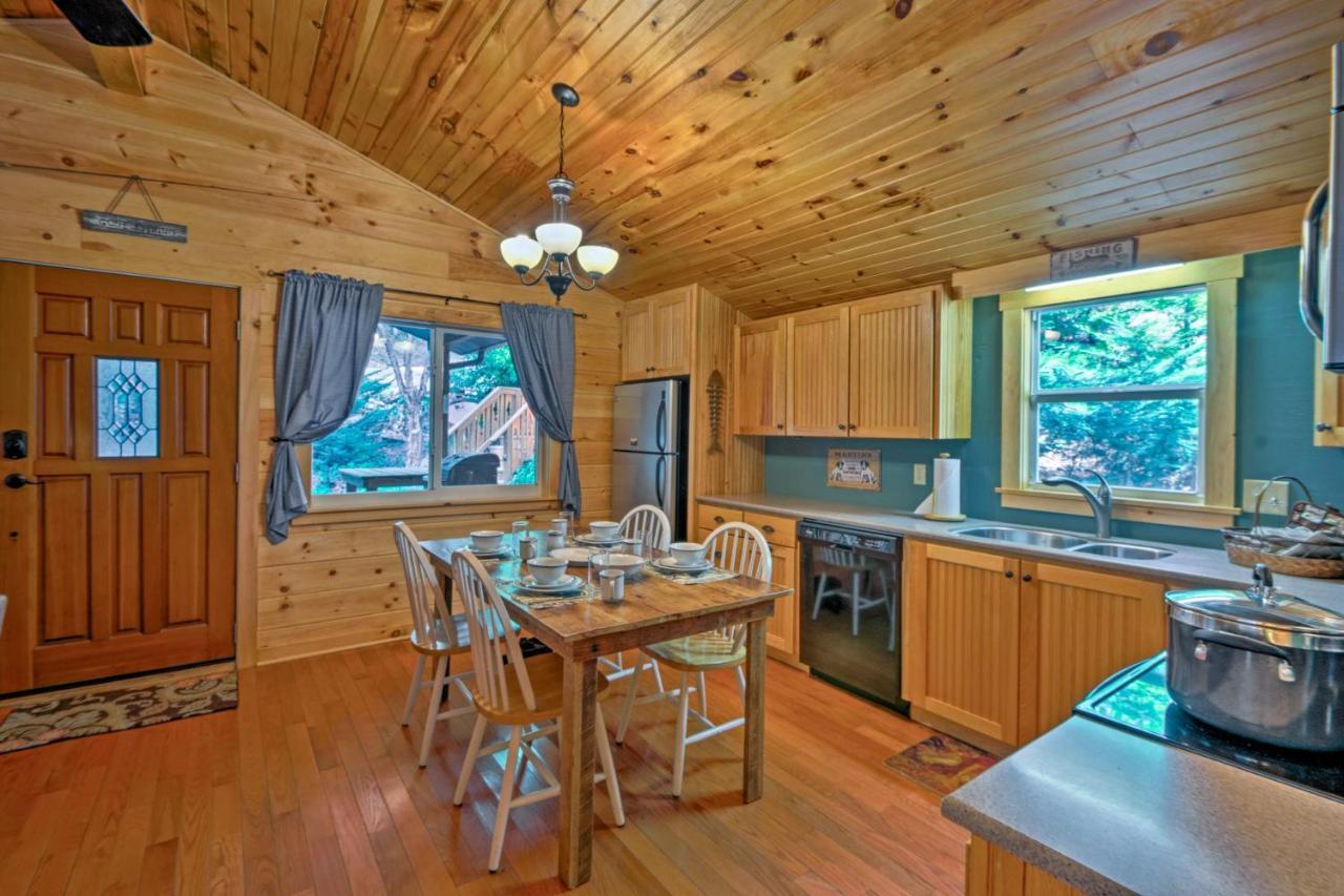 Bryson City Cabin With Fire Pit On Coopers Creek! Esterno foto