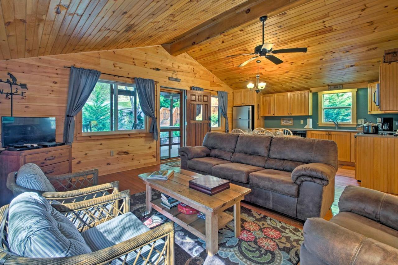 Bryson City Cabin With Fire Pit On Coopers Creek! Esterno foto