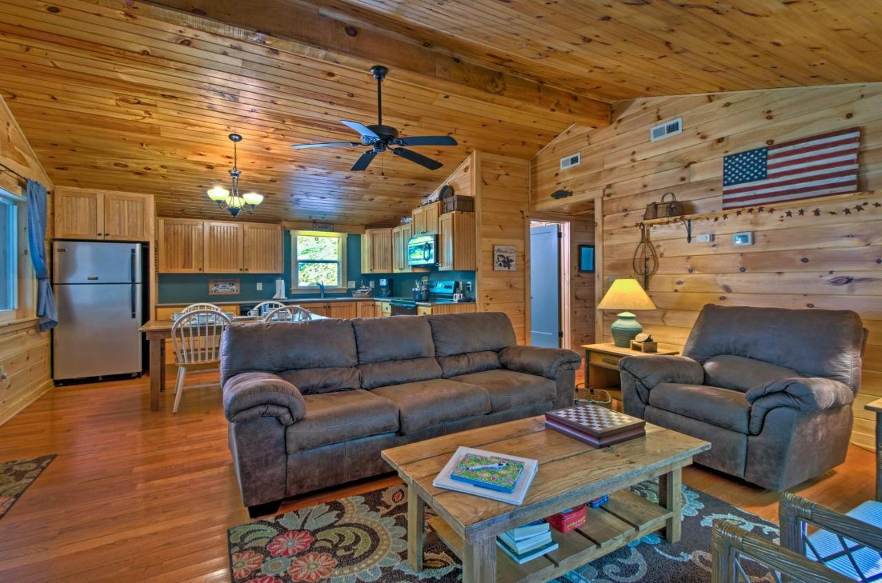 Bryson City Cabin With Fire Pit On Coopers Creek! Esterno foto